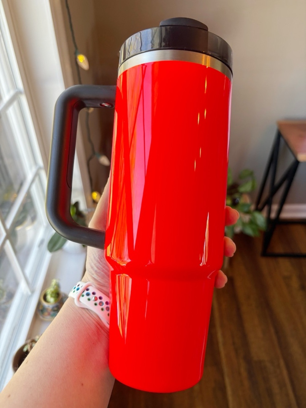 ♥️💖 Stanley Quencher Neon Orange 30 oz Tumbler - Picture 3 of 9